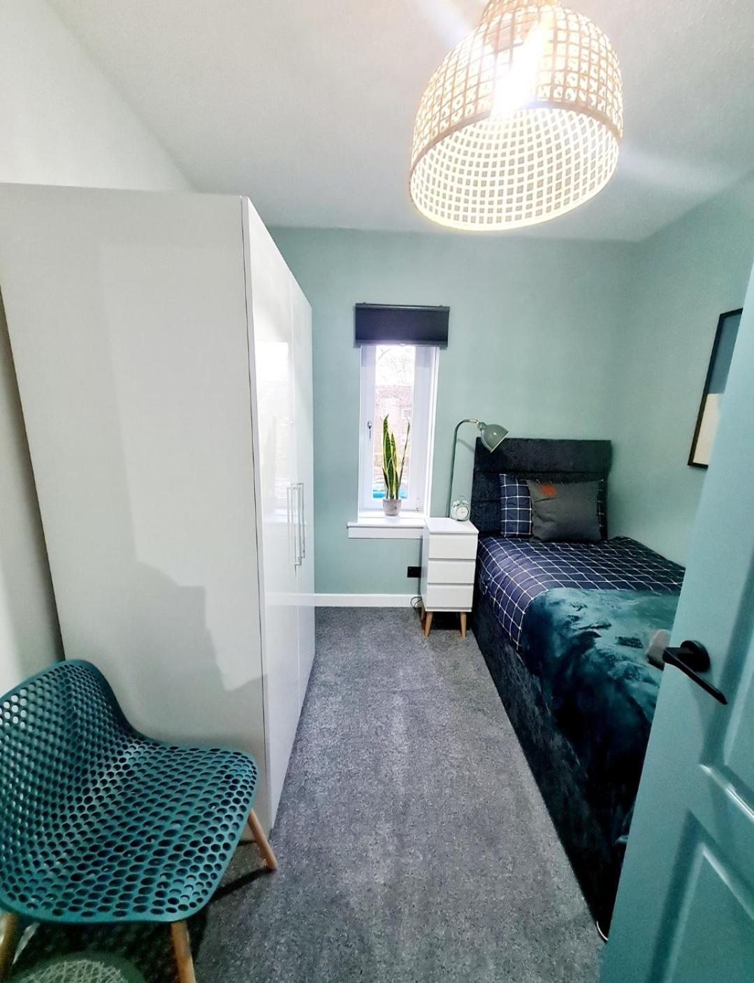 شقة Bright 3Br Walking Distance To Town - Free Parking غلاسغو المظهر الخارجي الصورة