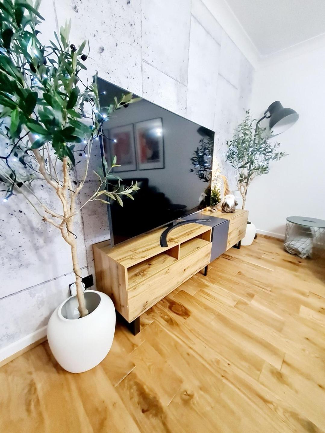 شقة Bright 3Br Walking Distance To Town - Free Parking غلاسغو المظهر الخارجي الصورة